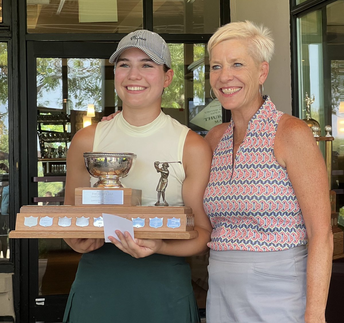 Rideau View Captain tweet media