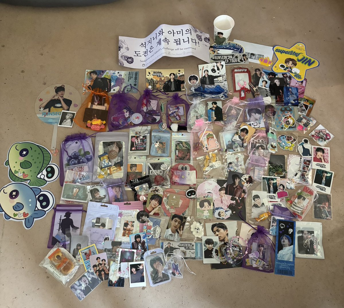 yeris bitch⁷•SEEING BANGTWICE tweet media