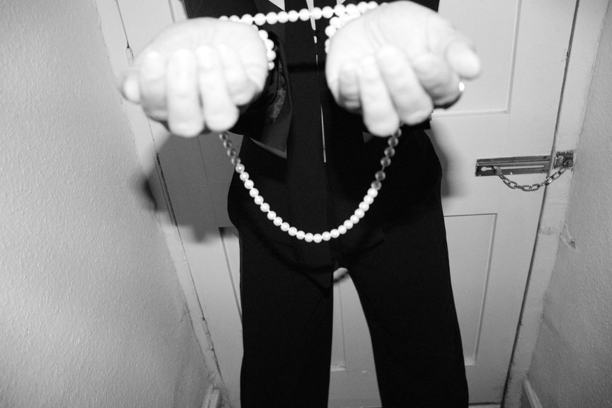 agneseestrode's tweet photo. More from the series of Body and Frame
#pearls #pearl https://t.co/1lLpJgom8W