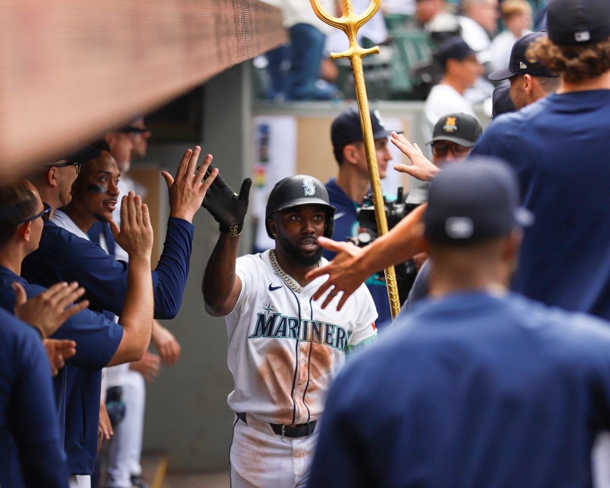 Bryant (@bgrdq77) on Twitter photo August 2, 2025
Sequence of Randy Arozarena's game-tying 2-run homer.
📸 for <a href="/CirclingSports/">Circling Seattle Sports</a> August 2, 2025
Sequence of Randy Arozarena's game-tying 2-run homer.
📸 for <a href="/CirclingSports/">Circling Seattle Sports</a>