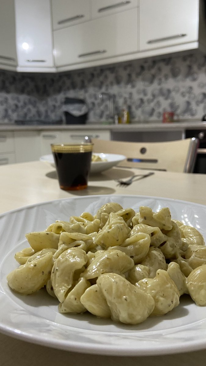 bizde makarna date yapariz neyimiz eksik