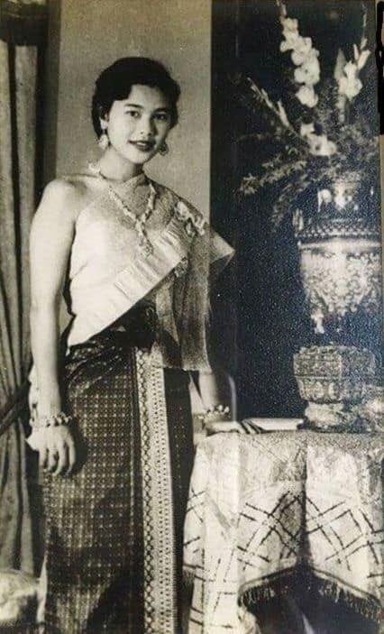 huang_huixian's tweet image. เนื่องในโอกาสวันเฉลิมพระชนมพรรษา
สมเด็จพระนางเจ้าสิริกิติ์ พระบรมราชินีนาถ
พระบรมราชชนนีพันปีหลวง
๑๒ สิงหาคม ๒๕๖๘

ขอพระองค์จงทรงพระเจริญยิ่งยืนนาน
🙏🏻🙏🏻