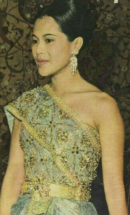 huang_huixian's tweet image. เนื่องในโอกาสวันเฉลิมพระชนมพรรษา
สมเด็จพระนางเจ้าสิริกิติ์ พระบรมราชินีนาถ
พระบรมราชชนนีพันปีหลวง
๑๒ สิงหาคม ๒๕๖๘

ขอพระองค์จงทรงพระเจริญยิ่งยืนนาน
🙏🏻🙏🏻