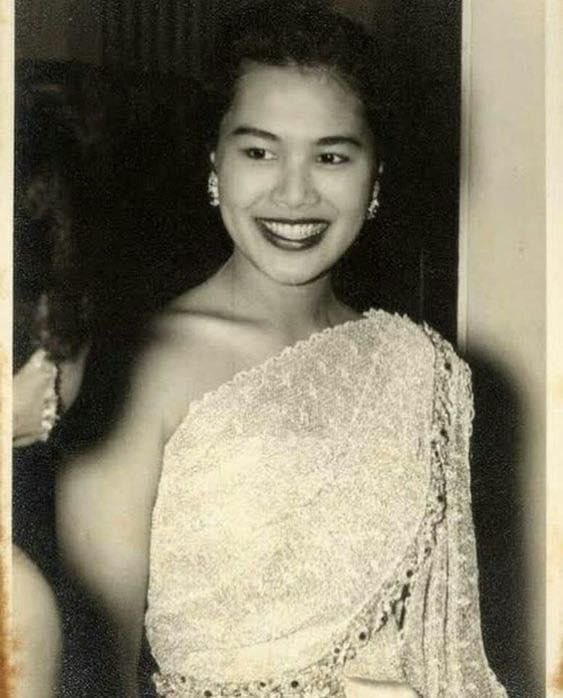 huang_huixian's tweet image. เนื่องในโอกาสวันเฉลิมพระชนมพรรษา
สมเด็จพระนางเจ้าสิริกิติ์ พระบรมราชินีนาถ
พระบรมราชชนนีพันปีหลวง
๑๒ สิงหาคม ๒๕๖๘

ขอพระองค์จงทรงพระเจริญยิ่งยืนนาน
🙏🏻🙏🏻