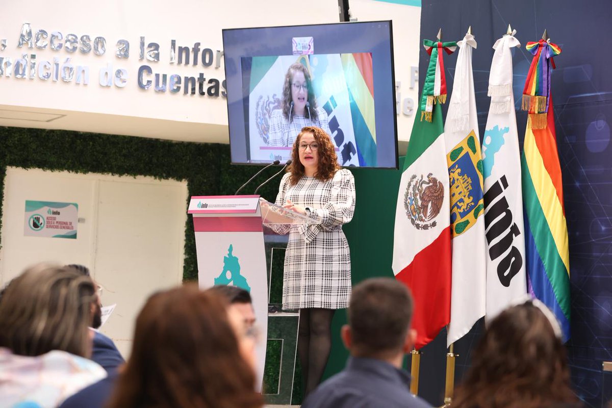 <a href="/lauraenriquezr/">Laura L. Enríquez Rodríguez</a> La Directora de Datos Personales, <a href="/Clauss_Escoto/">Claudia E.</a>, puntualizó que, si bien es cierto que en un entorno digital los riesgos se potencializan, el marco normativo vigente establece medidas de seguridad que deben aplicarse ante una posible vulneración.
Comentó que en este Taller