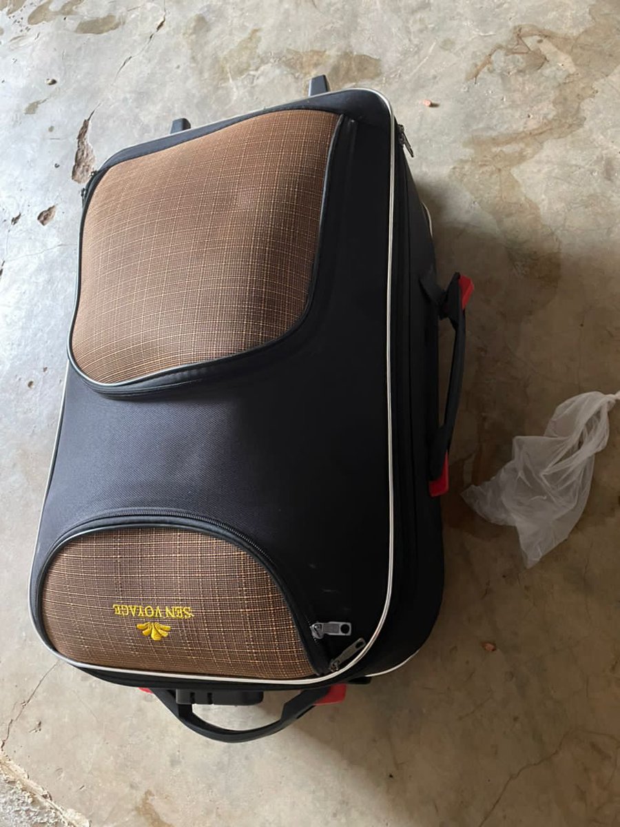 Frère ziar nala valise bi dano kou forr fi si commun de DEALY département de linguere
 gnu sakou partager pour gnu kham brome

773010406