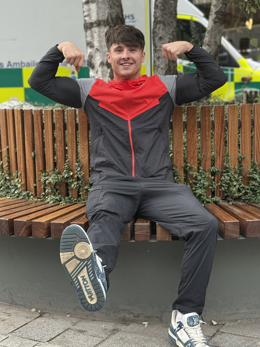 POV: You walk past me as you leave the pub. 

What the first thing you weak little f*gs are begging to do. 😈💷

Findom Paypig Cashmaster