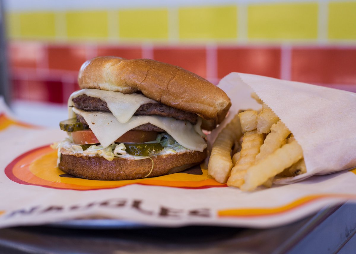 nauglestacos's tweet photo. Craving something epic? 🍔😍 Our Naugleburger with two all-beef patties, monterrey jack cheese, fresh lettuce, tomato, pickles and our secret white sauce is a crowd pleaser! Come find out why it's a fan favorite. #NauglesTacosBurgers #BurgerLovers #EpicEats https://t.co/v2otmawuvv
