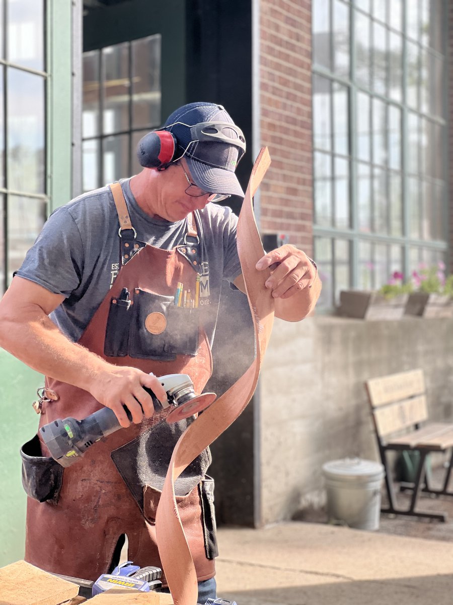 SamBWoodShop's tweet photo. Thank you, @BelzowskiMike, for teaching a wonderful 5-day class here all about bending wood! 

Special thanks to @mihpn for partnering with us to offer classes that emphasize the importance of fine carpentry and historic preservation.

@CertainlyWood1 https://t.co/Hkc8egAj8q