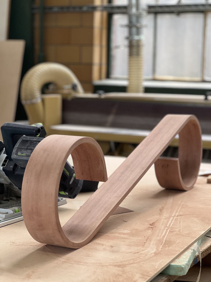 SamBWoodShop's tweet photo. Thank you, @BelzowskiMike, for teaching a wonderful 5-day class here all about bending wood! 

Special thanks to @mihpn for partnering with us to offer classes that emphasize the importance of fine carpentry and historic preservation.

@CertainlyWood1 https://t.co/Hkc8egAj8q
