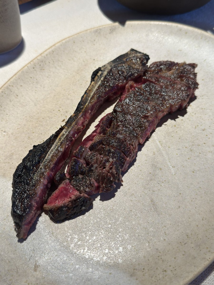 FoodInLondon_'s tweet image. The best steak in the world at @asadoretxebarri Asador Etxebarri instagram.com/p/DNOUrG1ttcU/…