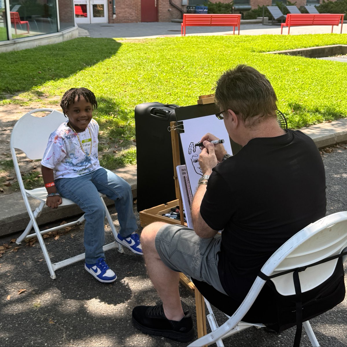 #StonyBrook Children’s Hospital’s first annual Patient Carnival was a huge success! 🎪 Patients enjoyed “Dunk-a-Doc,” face painting, #carnival games, food, music, and so much more. #ThankYou to our amazing volunteers who made this event so much fun and so memorable!