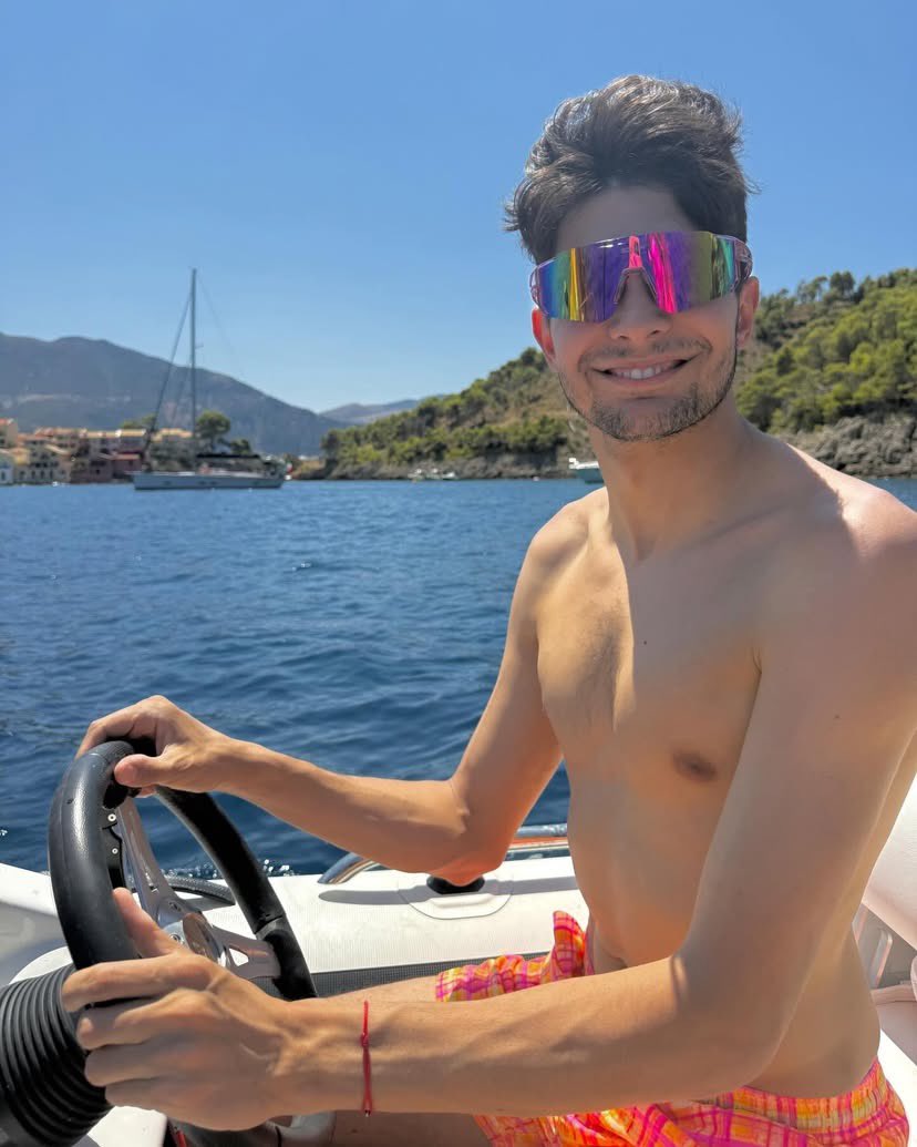 EOCON31's tweet photo. 🛥️😎🏝️☀️🏄🏻‍♂️🐠🧘🏻‍♂️🔋 https://t.co/SnPgflbx2q