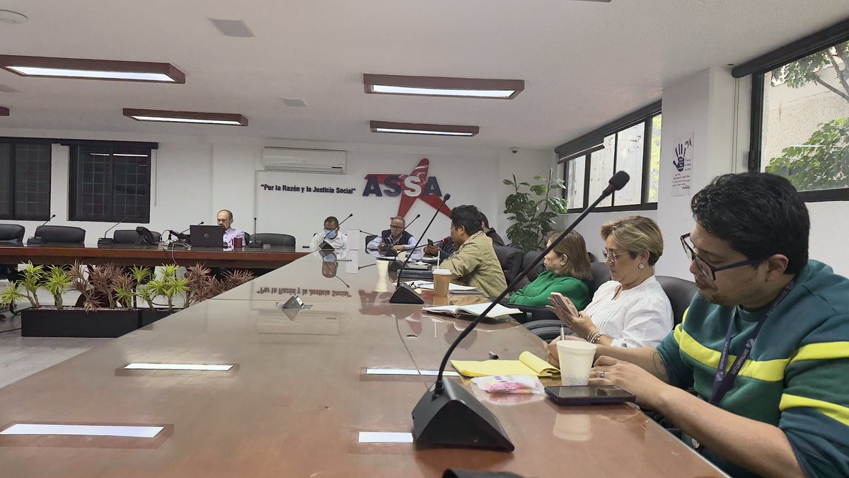 El SINUDET-BANCOMEXT presente en la reunión de la Comisión Política de la Unión Nacional de Trabajadores (UNT), donde el tema principal fue diseñar un plan de acción en apoyo al Pueblo Palestino.