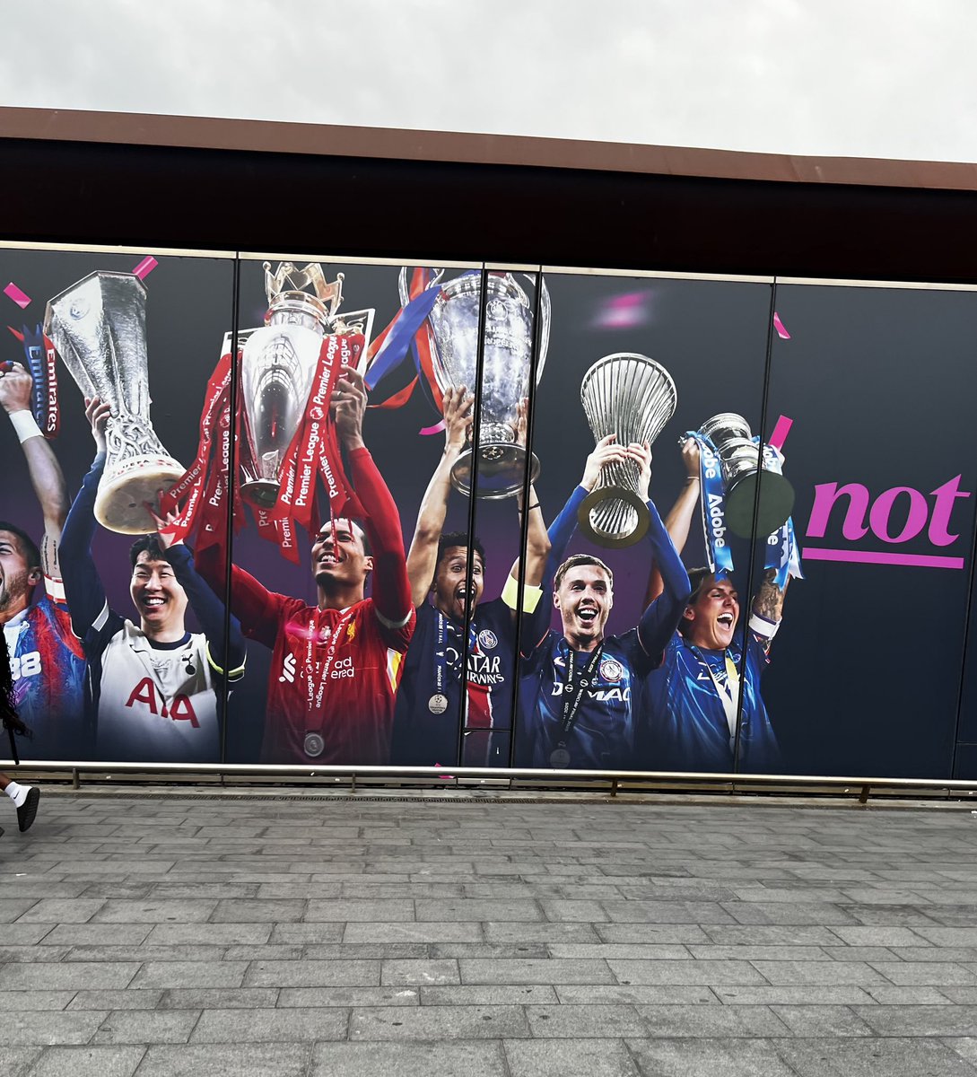 cfcwoodpecker's tweet image. seeing this irl and trying not to die from laughing in Stratford