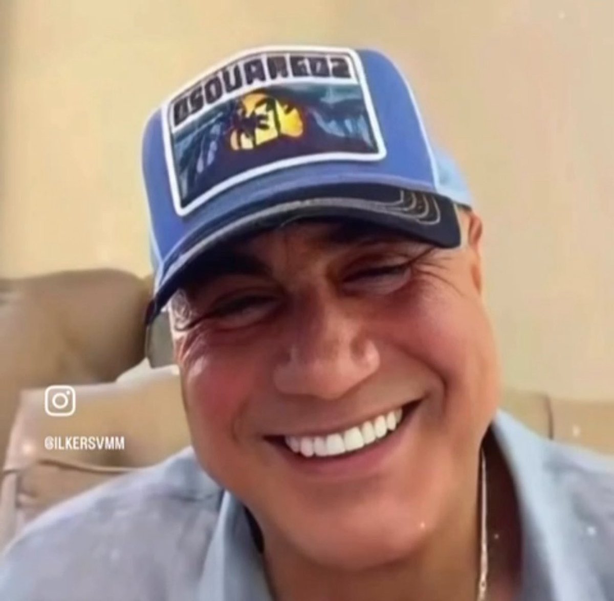 BU HAYATTA GÜLMEMİ İSTEYEN TEK KİŞİ FOTOĞRAFÇIYDI…!
ODA SONRADAN PARASINI İSTEDİ ZATEN…!

REİS SEDAT PEKER 
<a href="/sedat_peker/">Sedat Peker</a> #SedatPeker