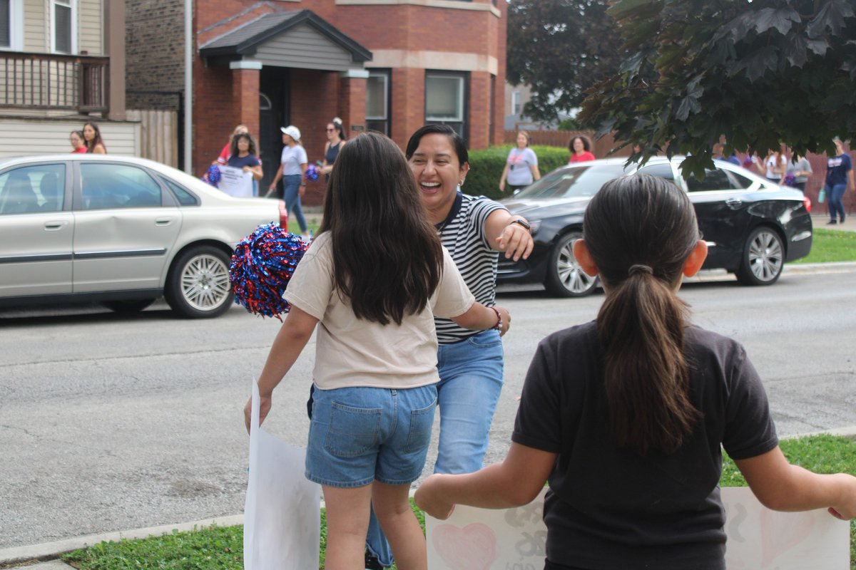 D99Cicero's tweet photo. 🎉 THIS IS HOW YOU START A SCHOOL YEAR: SHERLOCK WELCOMES BACK STAFF WITH A NEIGHBORHOOD PARADE! 🥳

Today, while all Cicero District 99 teachers and staff stepped back into their buildings to prepare for the new school year, Sherlock Elementary School stole the show — and our hearts.