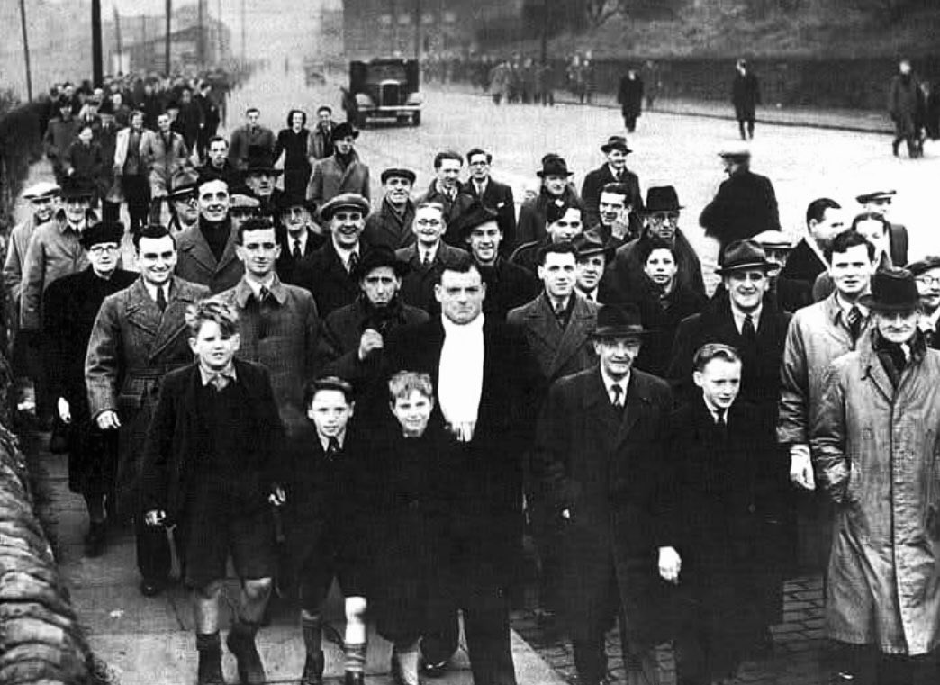 Nowt but a Lad (@nowtbutalad) on Twitter photo Going to the match, November 1946. #Blackburn <a href="/Rovers/">Blackburn Rovers</a> fans walking to Ewood Park from the town centre - just two ladies, one RAF uniform (National Service?), hats and caps, collars & ties and lads in short trousers. <a href="/brfcsdotcom/">BRFCS</a> <a href="/Ewoodparkfinest/">Ewoodparksfinest</a> <a href="/readrovers/">ReadRovers.com</a> #Football #Lancashire Going to the match, November 1946. #Blackburn <a href="/Rovers/">Blackburn Rovers</a> fans walking to Ewood Park from the town centre - just two ladies, one RAF uniform (National Service?), hats and caps, collars & ties and lads in short trousers. <a href="/brfcsdotcom/">BRFCS</a> <a href="/Ewoodparkfinest/">Ewoodparksfinest</a> <a href="/readrovers/">ReadRovers.com</a> #Football #Lancashire