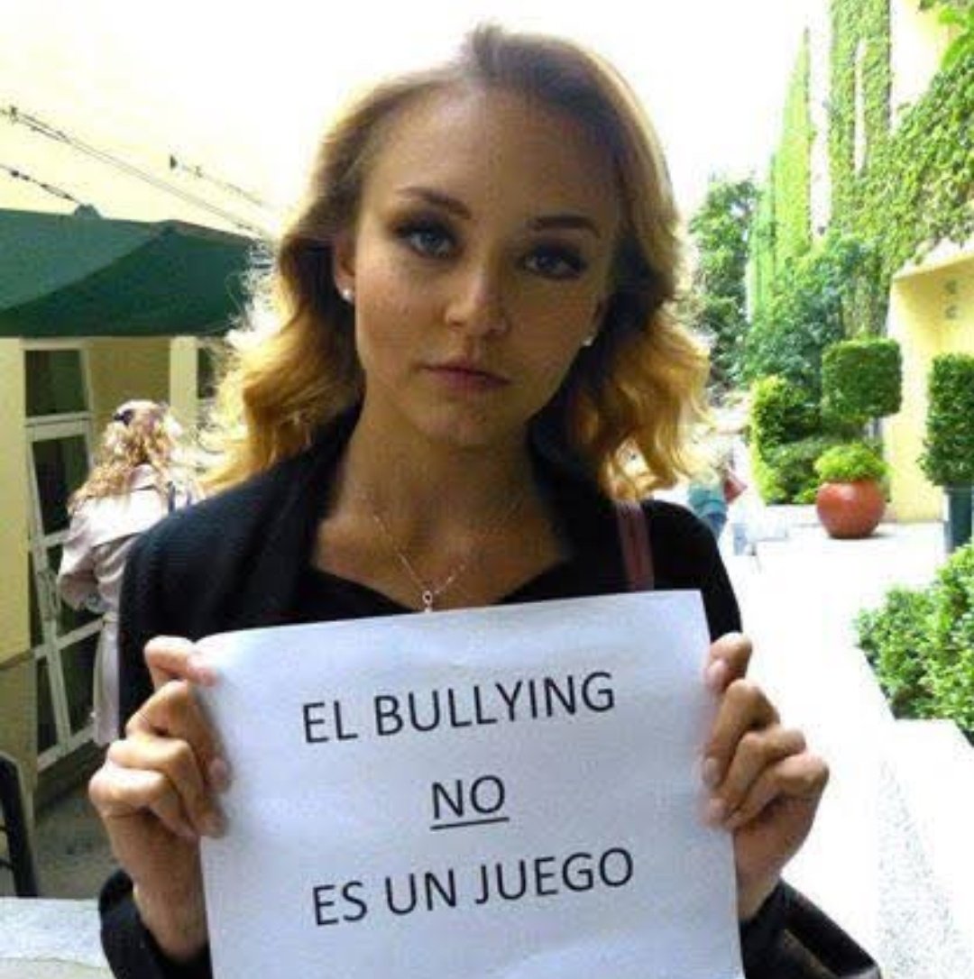 bieetch_'s tweet photo. @DrChavezDiaz Ya se merecía una funa,no se por que les cae bien ese wey https://t.co/1fFBFuIon3