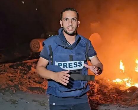 Anas Al-Sharif raccontava ciò che accade a Gaza, l’atroce morte, la
Continua strage di bambini, donne e uomini innocenti. 
Anas raccontava e non andava via da lì, perché raccontare era più importante della sua stessa vita. 
Raccontare, appunto. Ed è questo quello che Benjamin