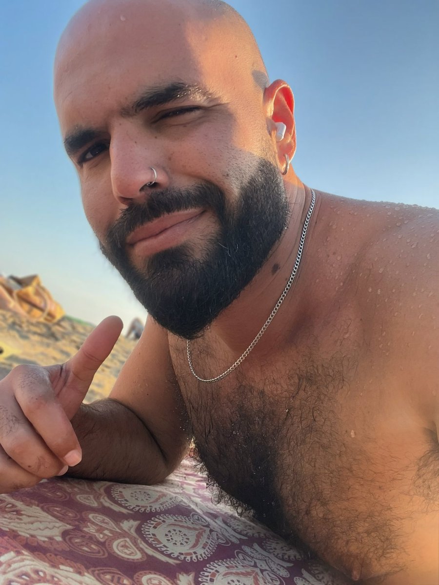 the_codeofLibra's tweet image. Summmmer 🫶