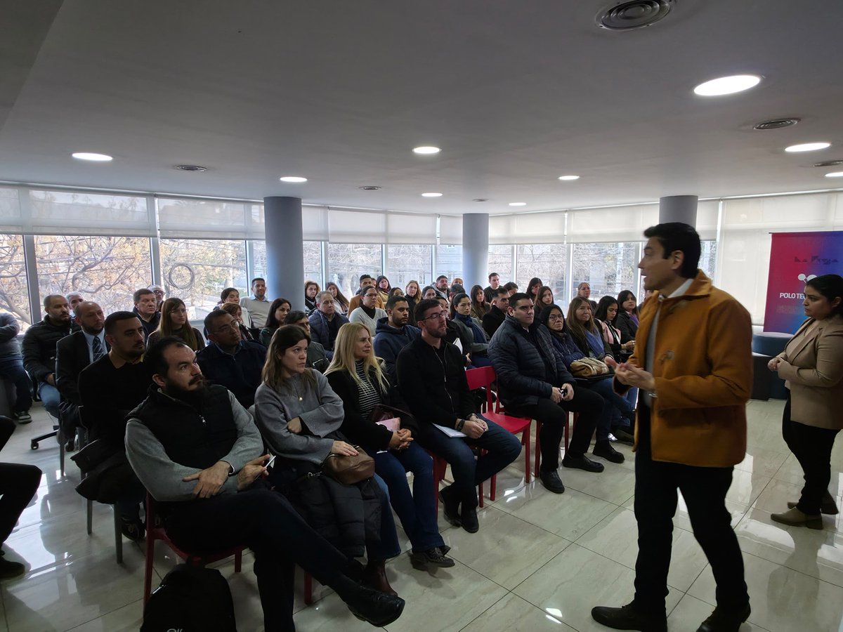 Hugo Vera tweet media