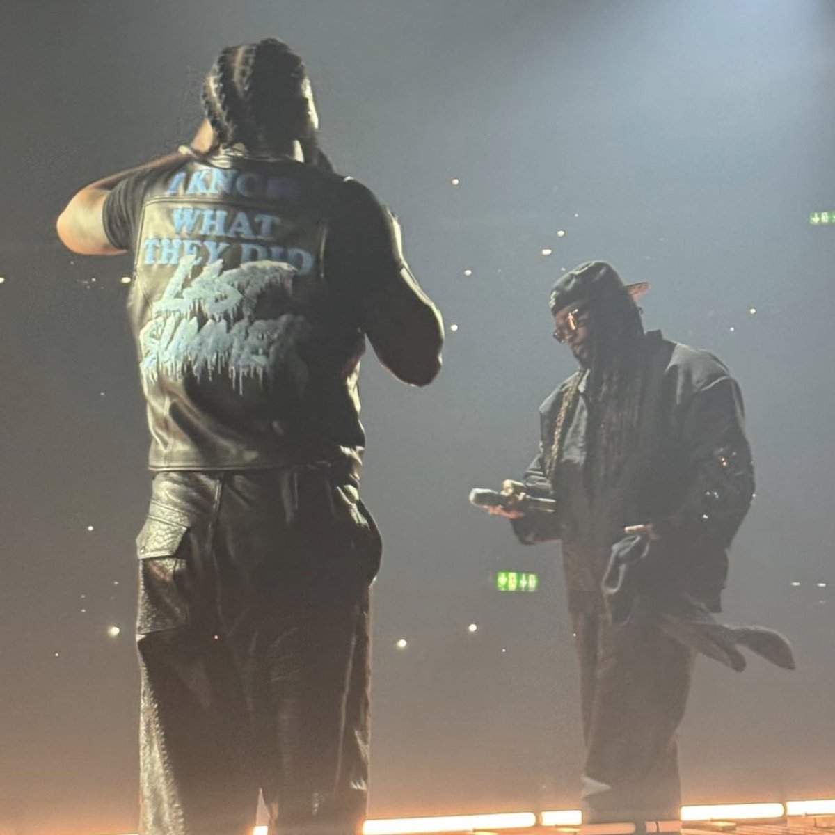 HipHopAllDay's tweet photo. "I KNOW WHAT THEY DID LAST SUMMER" 

— Drake debuts a new ICEMAN vest in Zurich tonight 🔥🧊 https://t.co/o72cHHkSqB