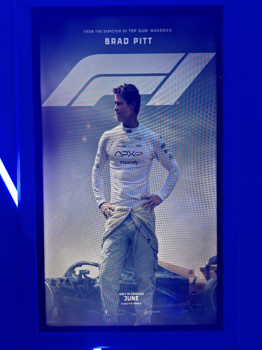 تم 

طب ليه انا مروحتش سينما من زمان طيب