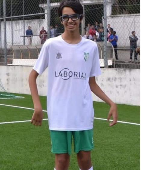 <a href="/goncalo_diass17/">Goncalodias17</a> e este é competente?