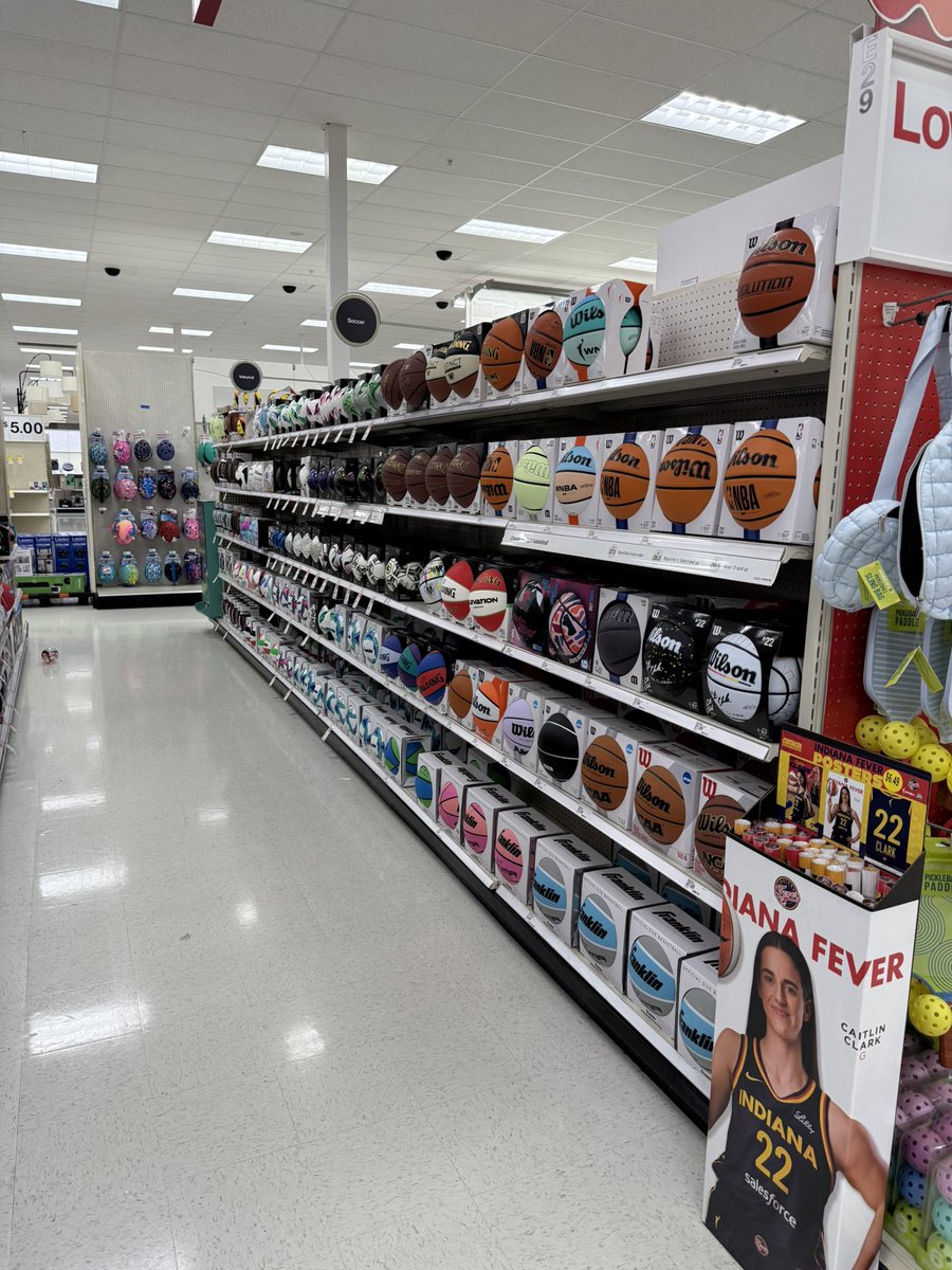 BrandonAtTarget's tweet image. Love to see it!