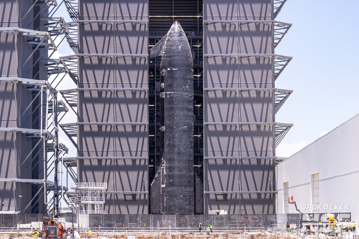 thejackbeyer's tweet image. Starship 37 rolling out to the launch site once again today for additional prelaunch engine testing. Always love a daytime rollout! @NASASpaceflight