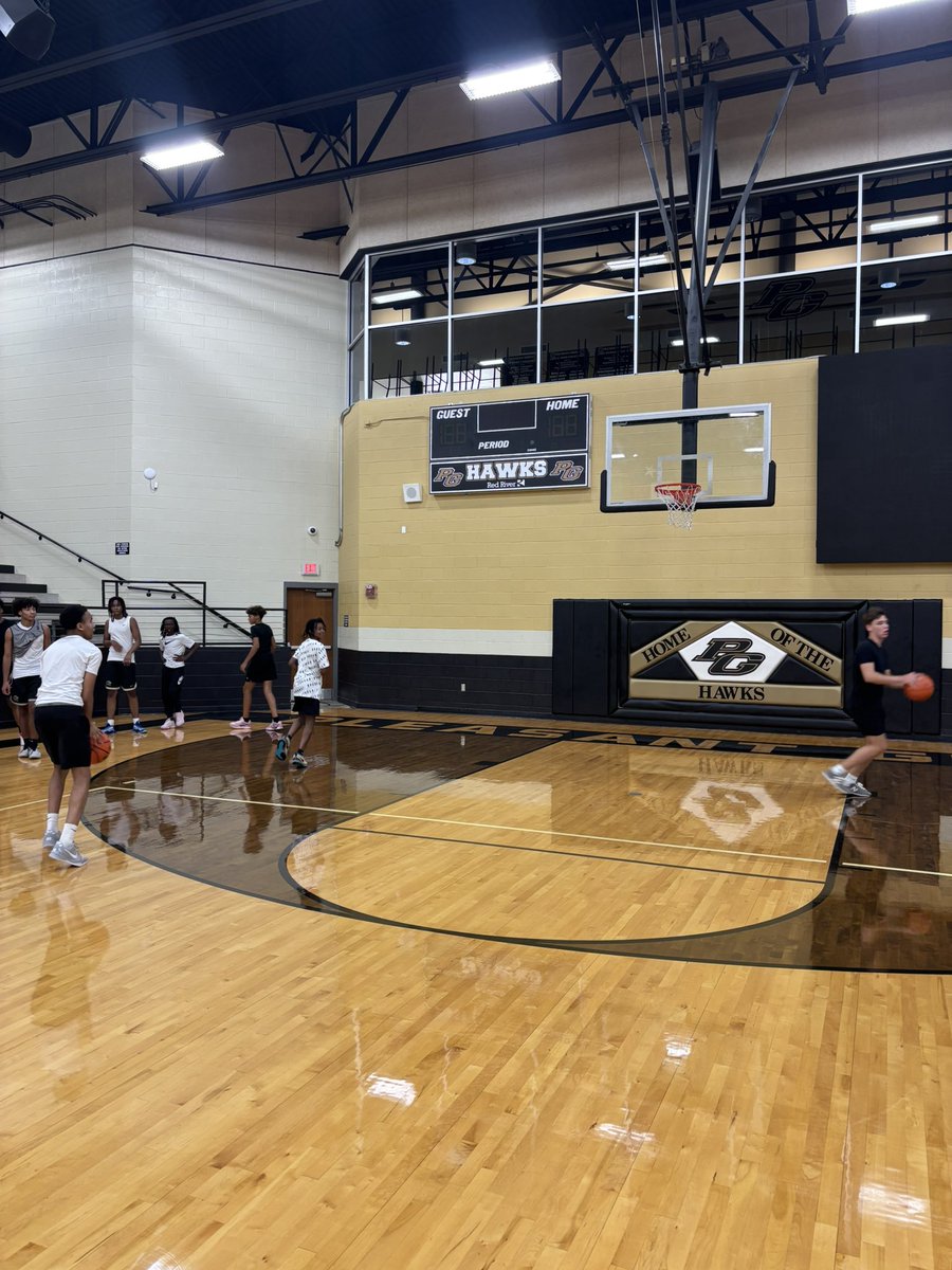 Week 2 of basketball offseason is off to a great start! Tough conditioning, with some competitive shooting at the end. We leveled up today #GR🏀VE