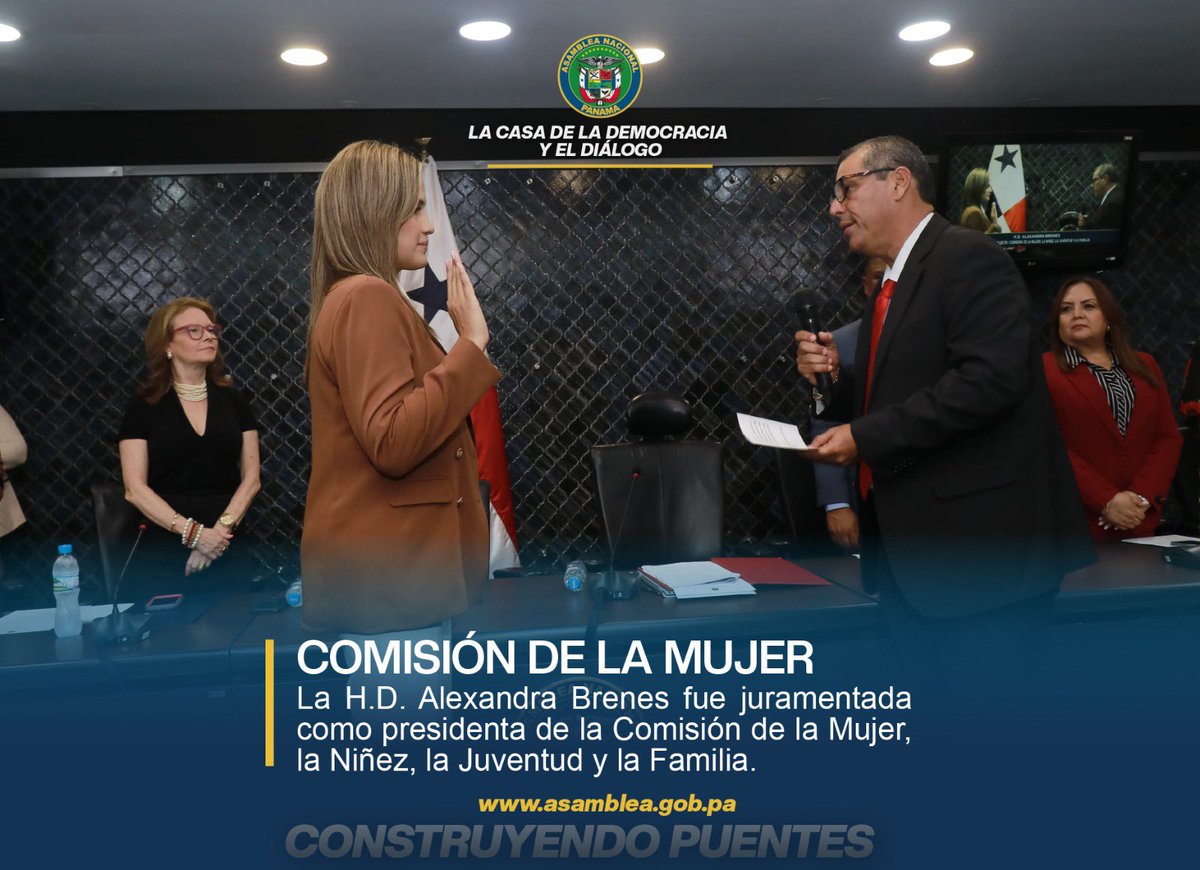 La Comisión de la Mujer, Niñez, juventud y familia quedó debidamente instalada y juramentada. La H.D. Alexandra Brenes fue juramentada como presidenta de la misma. Por su parte, la H.D. Flor Brenes fue juramentada como vicepresidenta y el H.D. Ernesto Cedeño, como secretario.