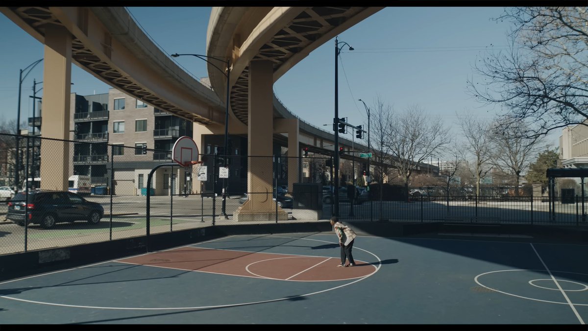 PlutoBlk's tweet photo. The cinematography in "The Bear" is beautiful. https://t.co/m3swKbO2Up