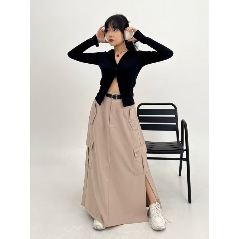 tiralia's tweet photo. Cek ASOKA Spring Skirt 620 - Bawahan Rok Cargo Wanita - Korean Slit Maxi Skirt - A-Line Edgy Skirt dengan harga Rp57.800. Dapatkan di Shopee sekarang! https://t.co/crThgXGZTs https://t.co/tcBwgkC3V7