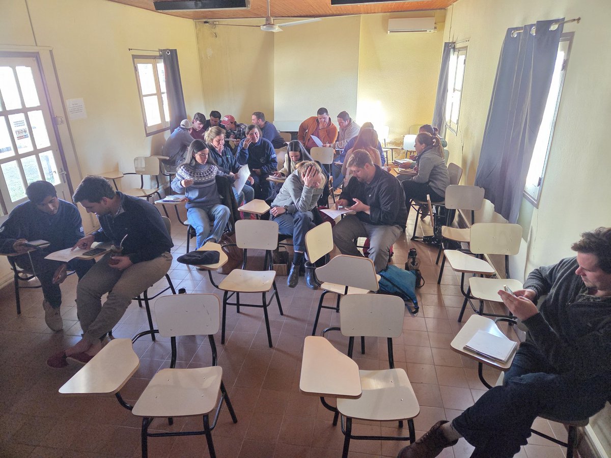 Sebastián Frade tweet media