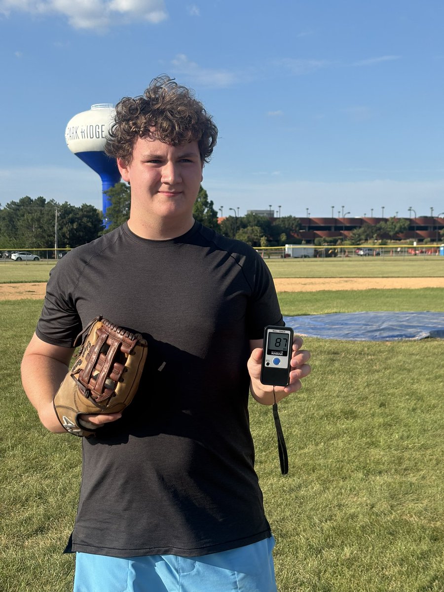 Edgar Berge tweet media