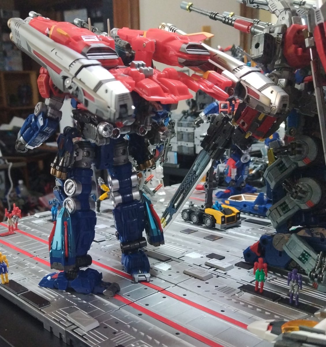 KNIGHT AXEL (@knaxnig93017) on Twitter photo <a href="/ginpee400/">ぎんぺー@やらかしベース</a> 付けれるよー?
V 2とは違って
下の方が干渉するから
リフターみたいに
後ろによける必要が
ありますねー。
ただ
付けれるけども
すごく後ろに重心がいくので
X-1の脚にして
踵を展開してないと
自立難しいかもです( ̄▽ ̄;)
V 2よりも
X-1の脚の方が
接地面積広いので
実は自立させやすいの <a href="/ginpee400/">ぎんぺー@やらかしベース</a> 付けれるよー?
V 2とは違って
下の方が干渉するから
リフターみたいに
後ろによける必要が
ありますねー。
ただ
付けれるけども
すごく後ろに重心がいくので
X-1の脚にして
踵を展開してないと
自立難しいかもです( ̄▽ ̄;)
V 2よりも
X-1の脚の方が
接地面積広いので
実は自立させやすいの