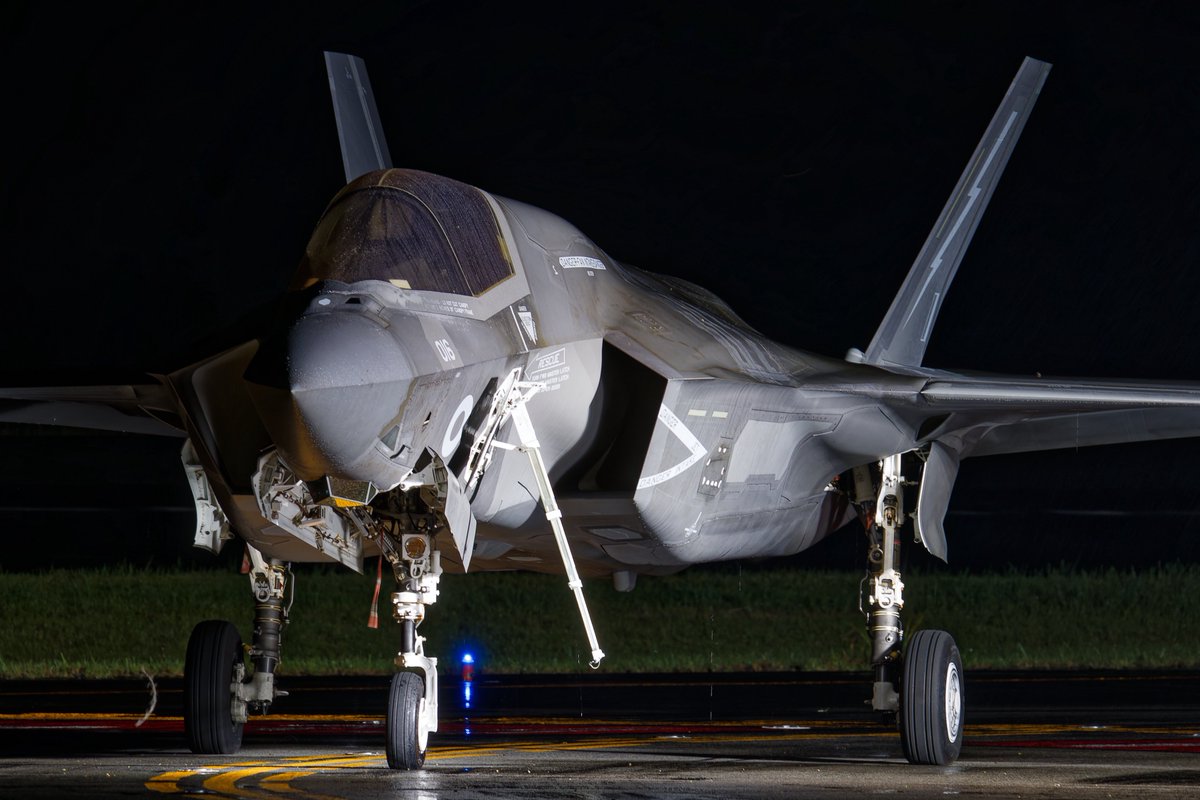 dechi_kooo's tweet image. 2025/8/11   RJFK   ZM150
Royal Air Force
Lockheed Martin F-35B Lightning II