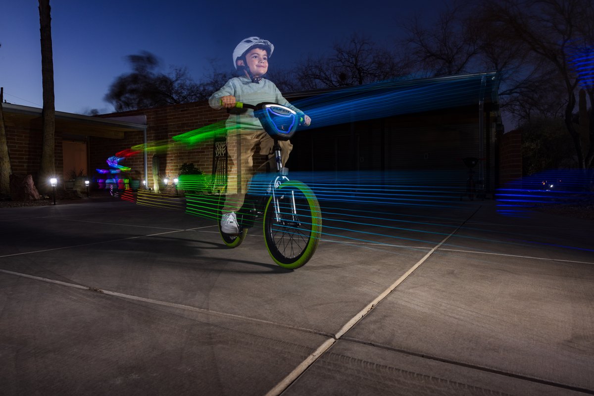 HuffyBicycles's tweet photo. Back-to-school glow-up: โ
$25 off orders $100+: โ
Kids thinking theyโre the coolest on the block: โ
Meet the Huffy Electro-Light. ๐ฒ๐ก #BackToSchool #Huffy
Get glowing today: https://t.co/ACnql50548 https://t.co/K6YK6OwY00