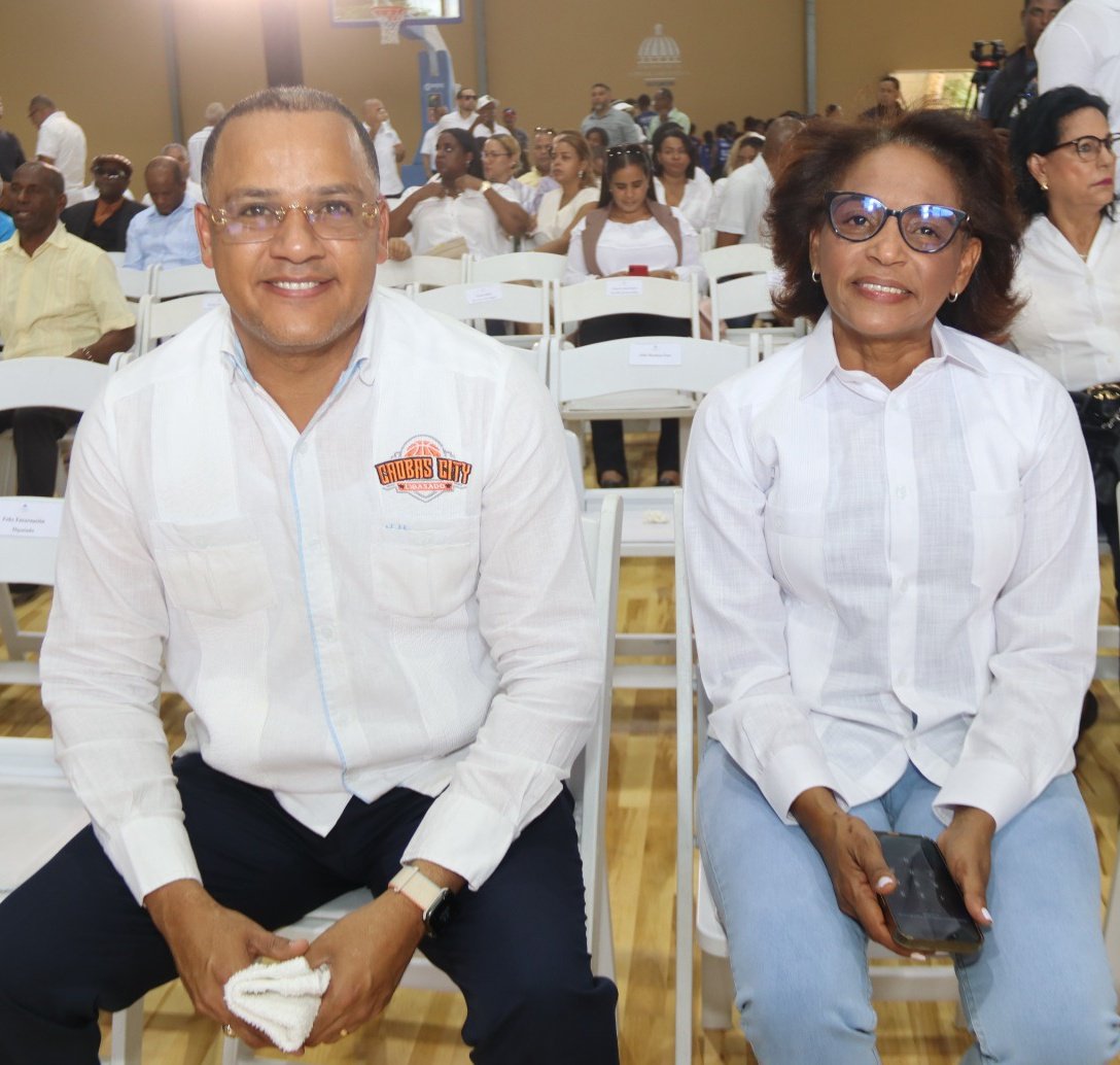 libasado's tweet photo. @libasado Las ejecutorias bién enfocadas a resolver y crear un mejor futuro para nuestros jóvenes es digno de aplausos. El presidente @luisabinader y @kelvincruzrd están claro en ello y por eso la gran inversión en el deporte @draanaluisalora @JoanHerreraSDO @GloriaReyesG https://t.co/pySxViT98K
