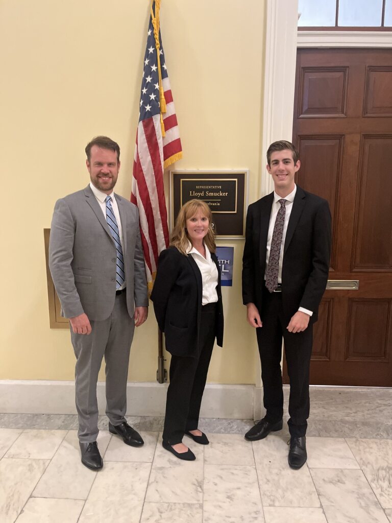 _CCAmerica's tweet photo. 🏛️ In July, CCA met with congressional offices in D.C. to advocate for policies supporting a strong cleaning #workforce—from immigration reform to workforce incentives. #CommercialCleaning #Advocacy https://t.co/pclbcqvLQx