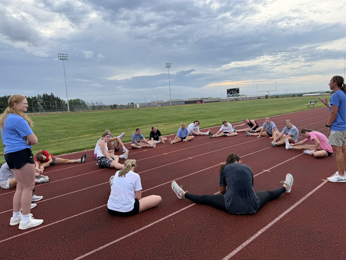 Lady Red Volleyball tweet media
