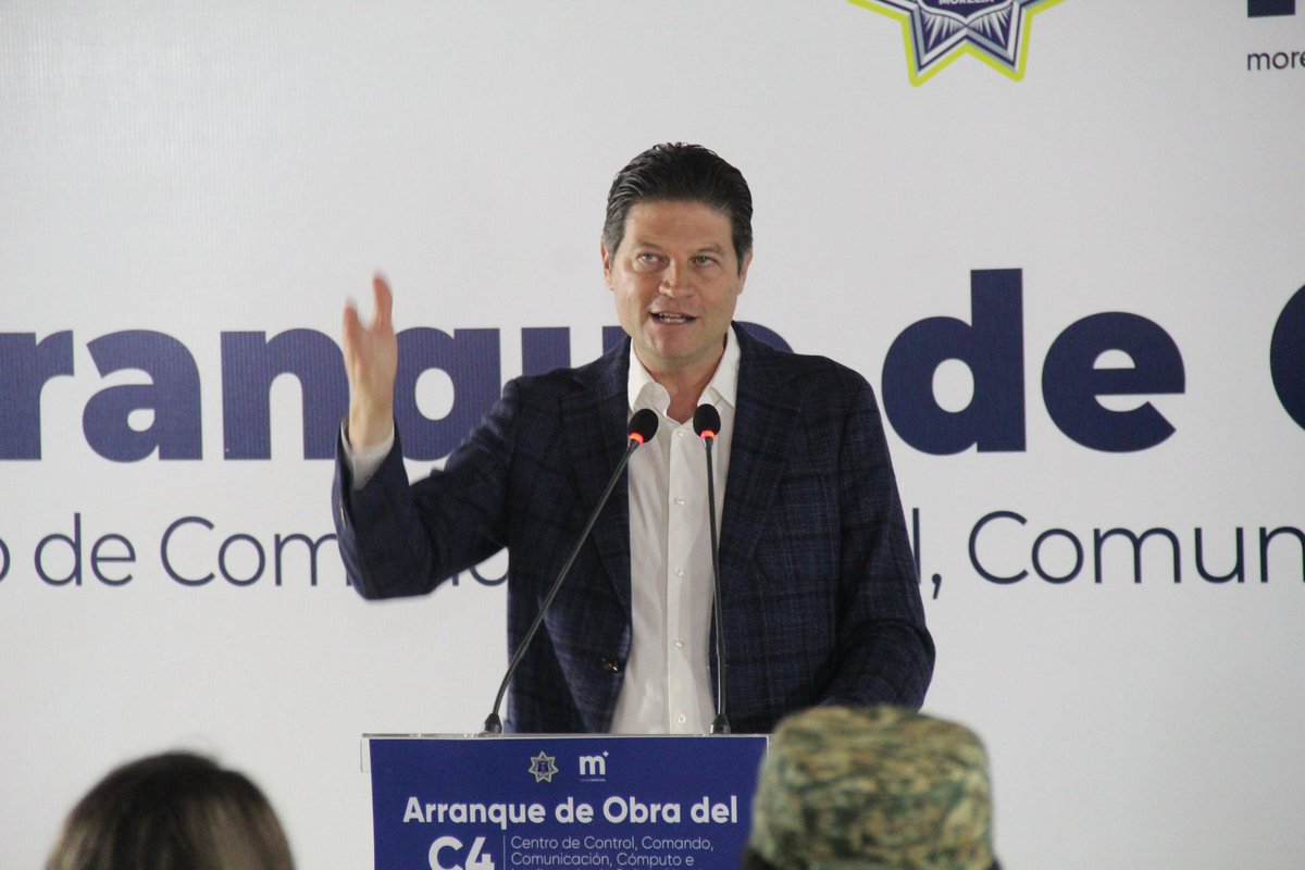 Nuestro Vicepresidente Rubén Álvarez, nos representó en el arranque de la obra del C4 de la Policía Morelia, proyecto que contempla una inversión de 16 mdp y busca contribuir al combate de la delincuencia brindando soluciones tecnológicas y efectivas para nuestro municipio.