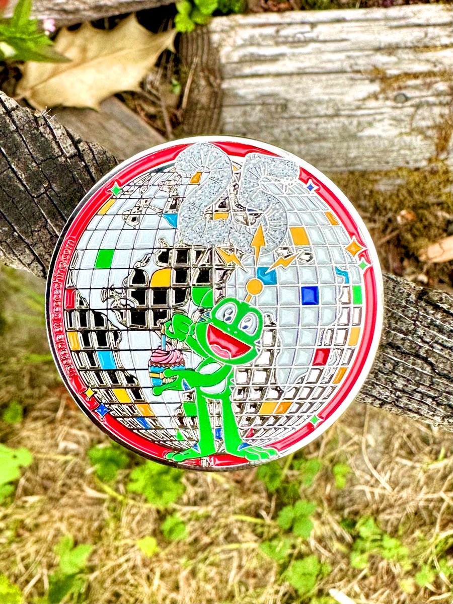 ShopGeocaching's tweet image. 📆 Mark your calendar for August 16th! 🗓️

Get outside and play, whether by logging any geocache, Adventure Lab® location, or event, to earn the #InternationalGeocachingDay 2025 souvenir &amp;amp; commemorate with this cool #geocoin while supplies last! 🌎

bit.ly/4kIzjNz
