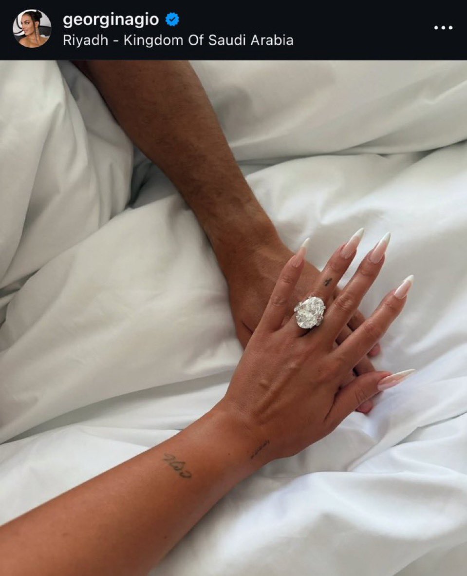 🚨🚨 Cristiano Ronaldo sevgilisi Georgina Rodriguez’e evlenme teklifi etti !