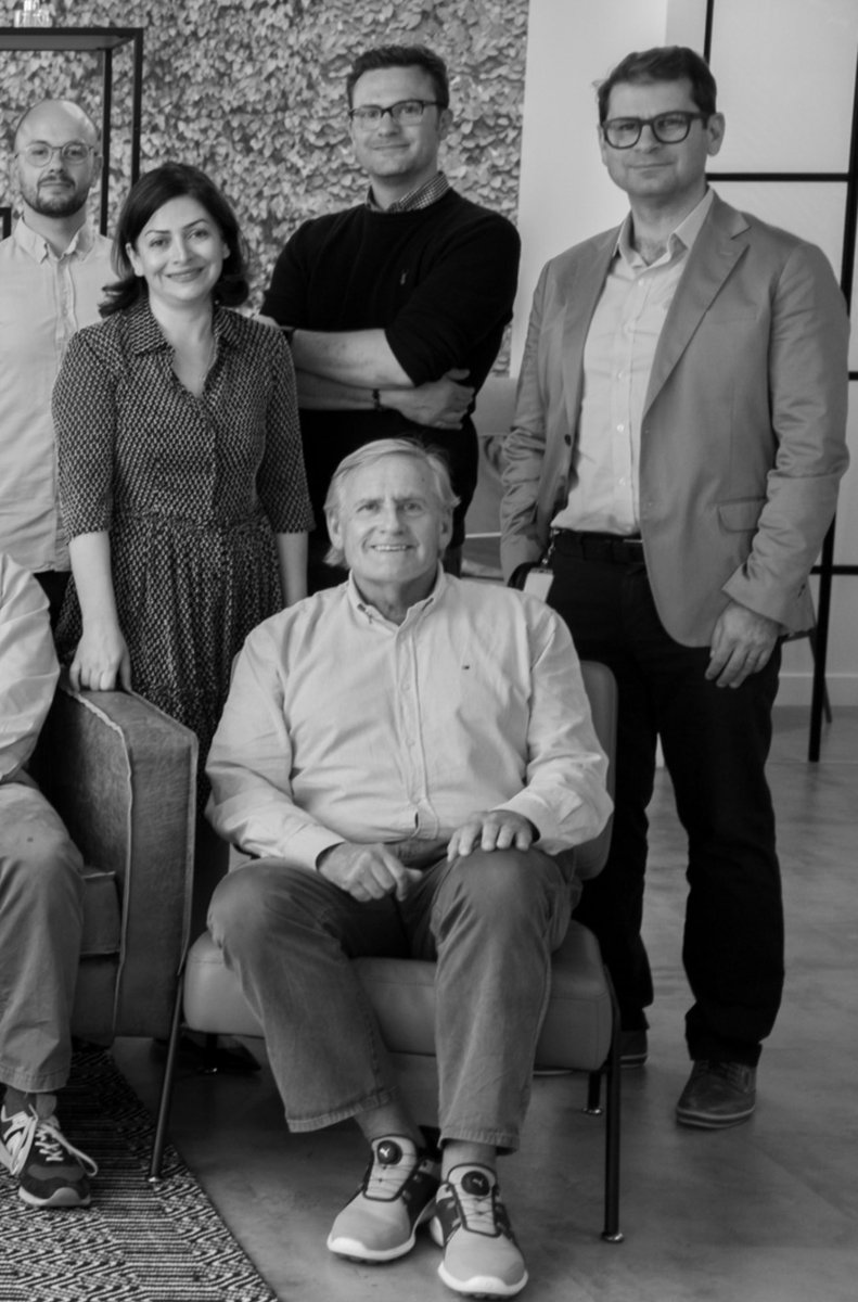 finteched's tweet image. Memories on my phone popping up today, with Mum, Dad and Gramps 

$QNT #Quamfy ♥️