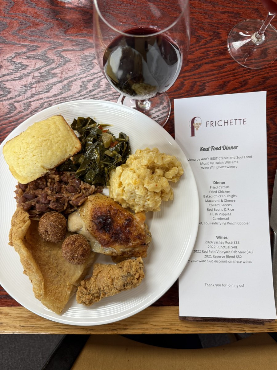 frichettewinery's tweet photo. Food nourishes the body. Wine nourishes the soul. Connection nourishes us all. 

That’s why we love our intimate winemaker dinners. At these small gatherings our winemakers-owners Greg and Shae Frichette get to connect with guests, exchange stories and share great wines. https://t.co/JonMTQVknQ