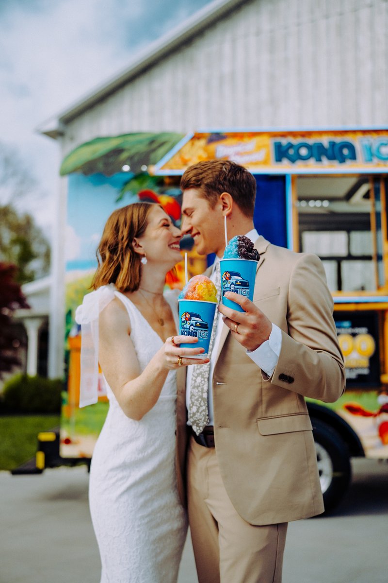 KONAICE's tweet photo. From summer sunshine to autumn βI doβs,β Kona Ice is ready to roll into wedding season! Because every big day deserves a little extra flavor. ππ§
#FallWeddings #SweetestDayEver https://t.co/CoUSJN17Fi