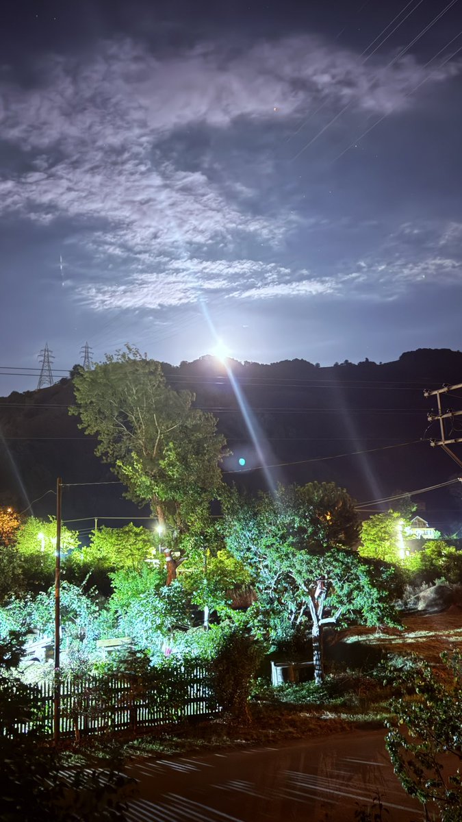 Ay ışığında saklı…